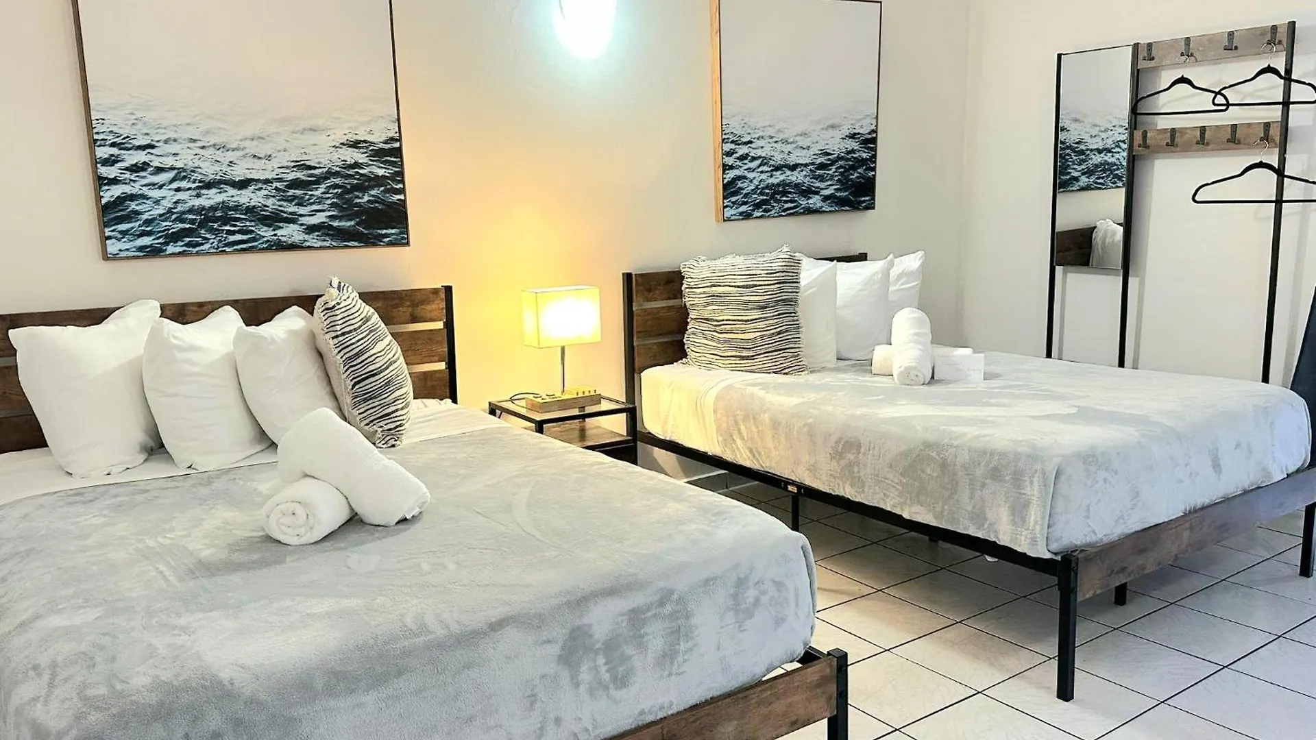 Nautilus By La Jamaca Hotels-Downtown La Parguera لاخاس