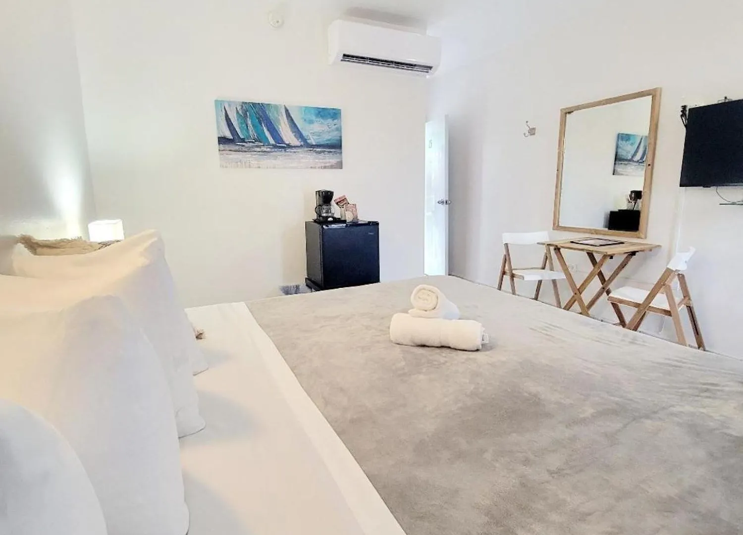 Nautilus By La Jamaca Hotels-Downtown La Parguera 라하스