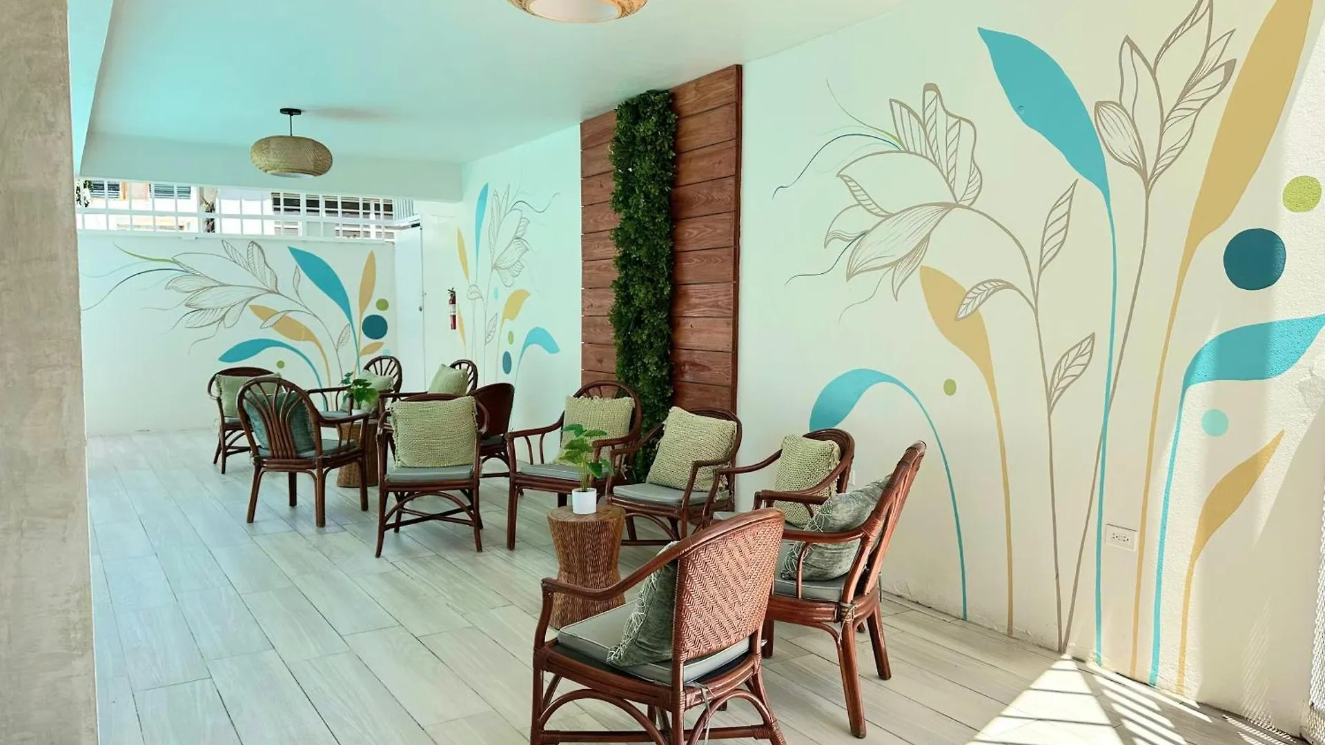 Nautilus By La Jamaca Hotels-Downtown La Parguera 라하스 호텔
