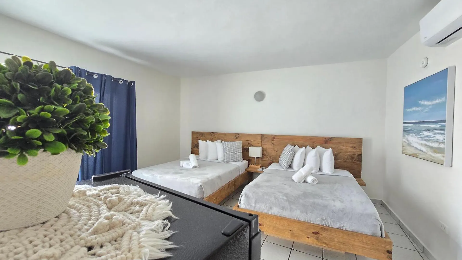 Nautilus By La Jamaca Hotels-Downtown La Parguera 라하스